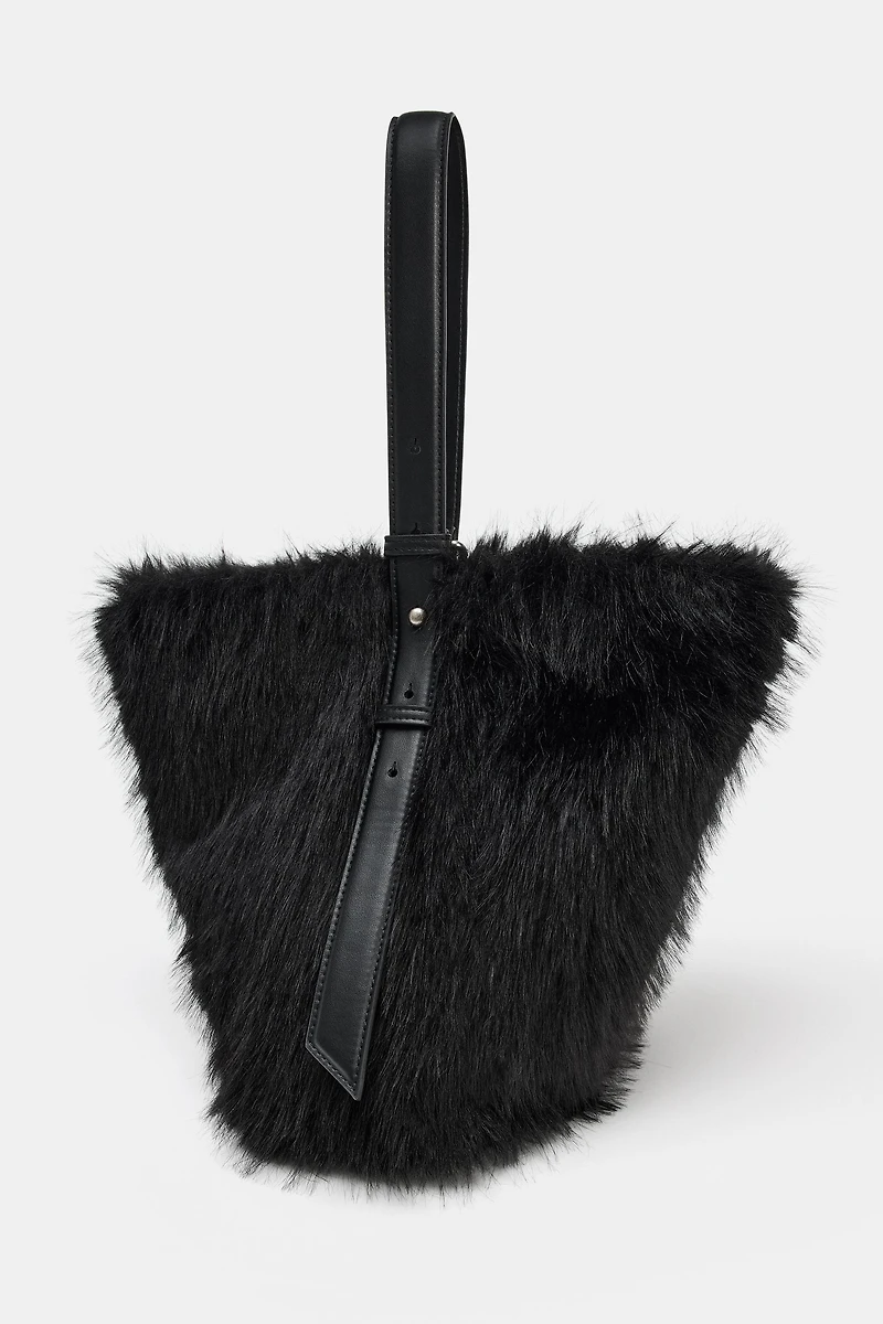 FAUX FUR BUCKET BAG