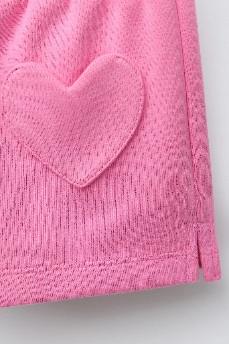 HEART POCKET INTERLOCK SHORTS