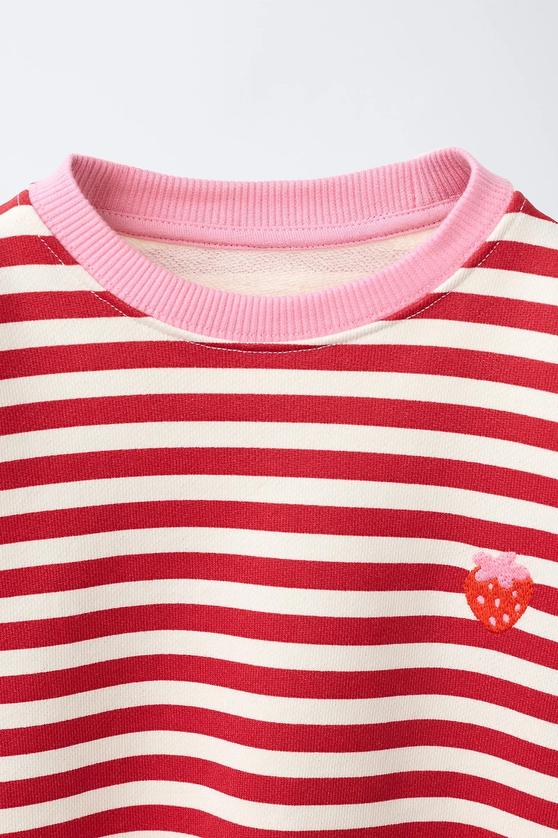 STRIPED STRAWBERRY EMBROIDERED SWEATSHIRT