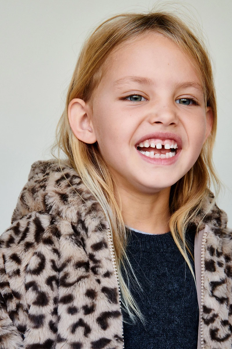 ANIMAL PRINT FAUX FUR JACKET