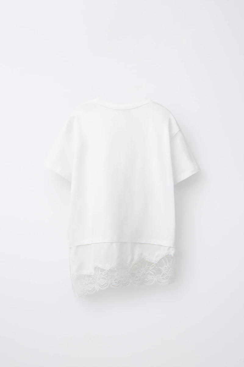 T-SHIRT EN MATIÈRES VARIÉES AVEC DENTELLE