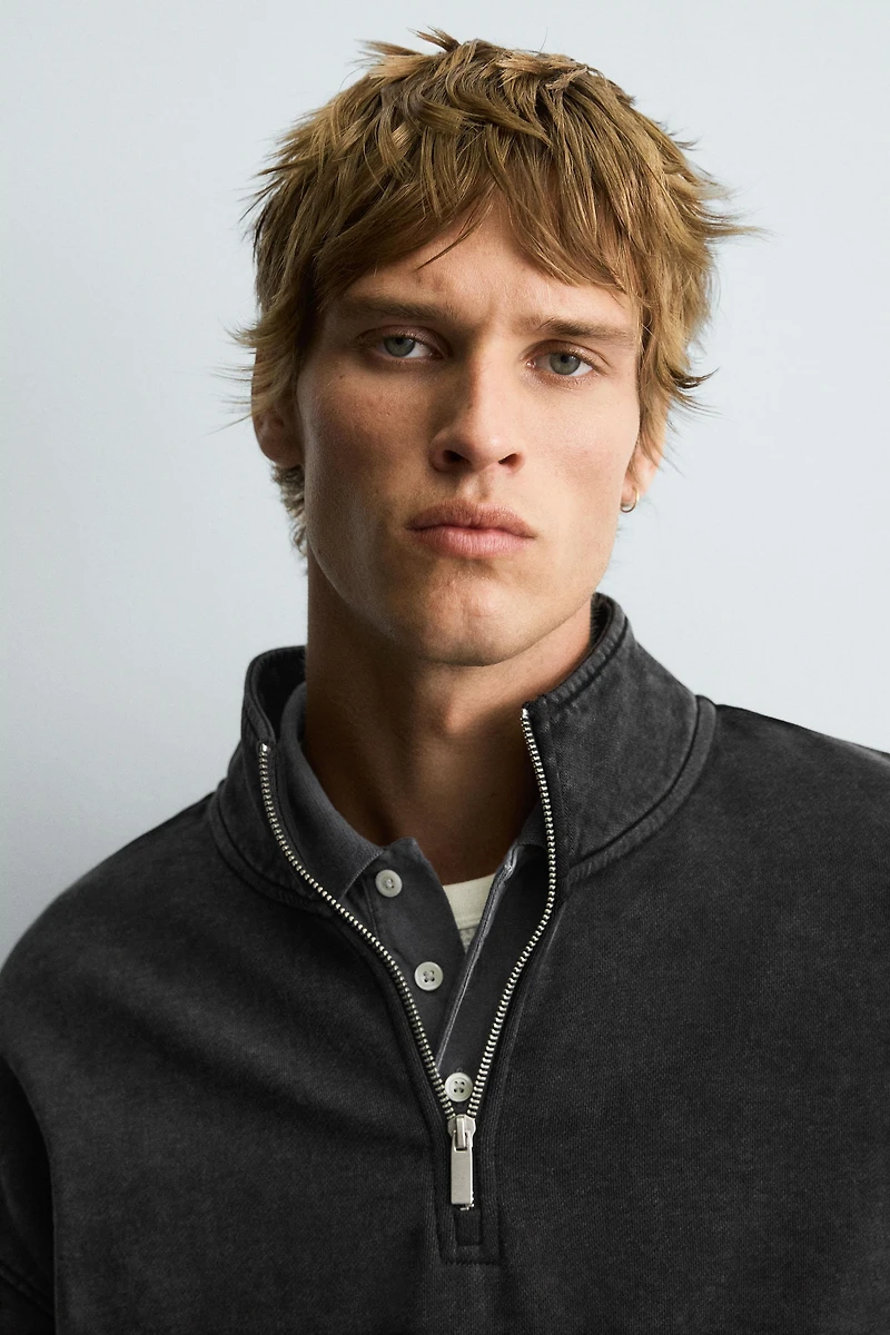 WASHED QUARTER-ZIP SWEATSHIRT