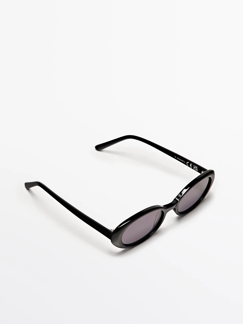 Mini oval sunglasses