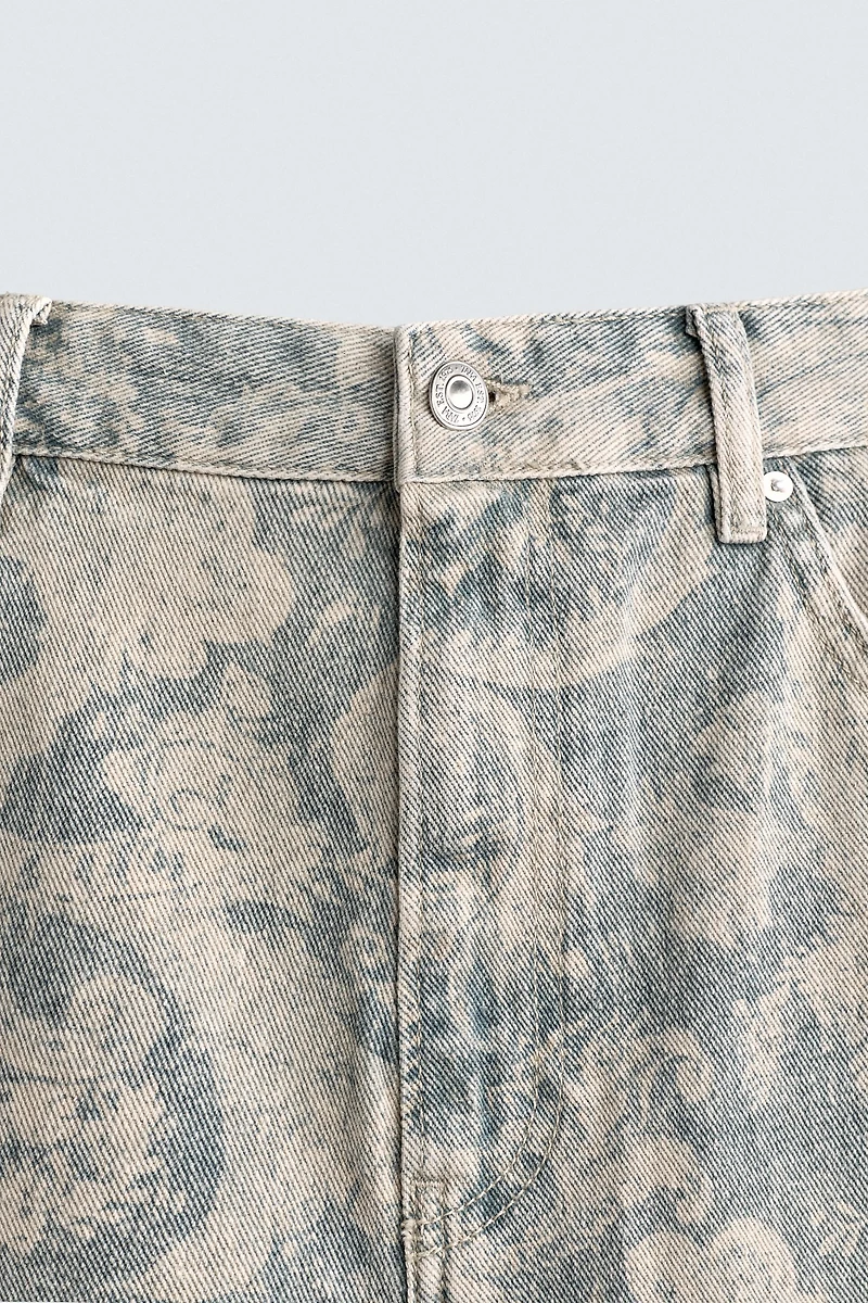 PAISLEY PRINT BAGGY FIT SHORTS