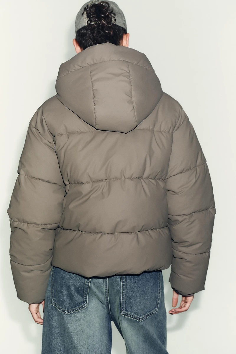 SHORT RUBBERIZED WINDPROOF PUFFER JACKET