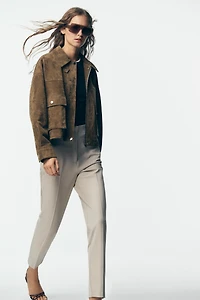 PANTS WITH A HIGH WAIST