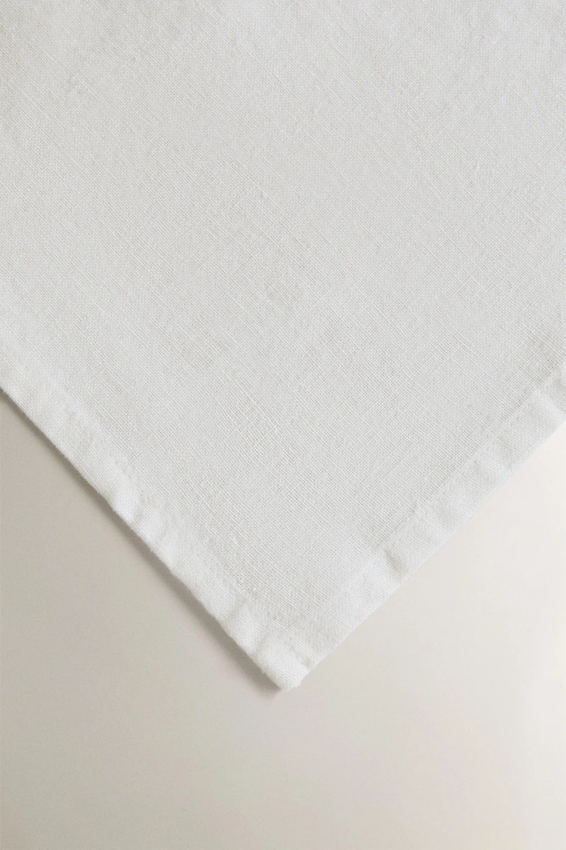 GEOMETRIC EMBROIDERED LINEN TABLECLOTH