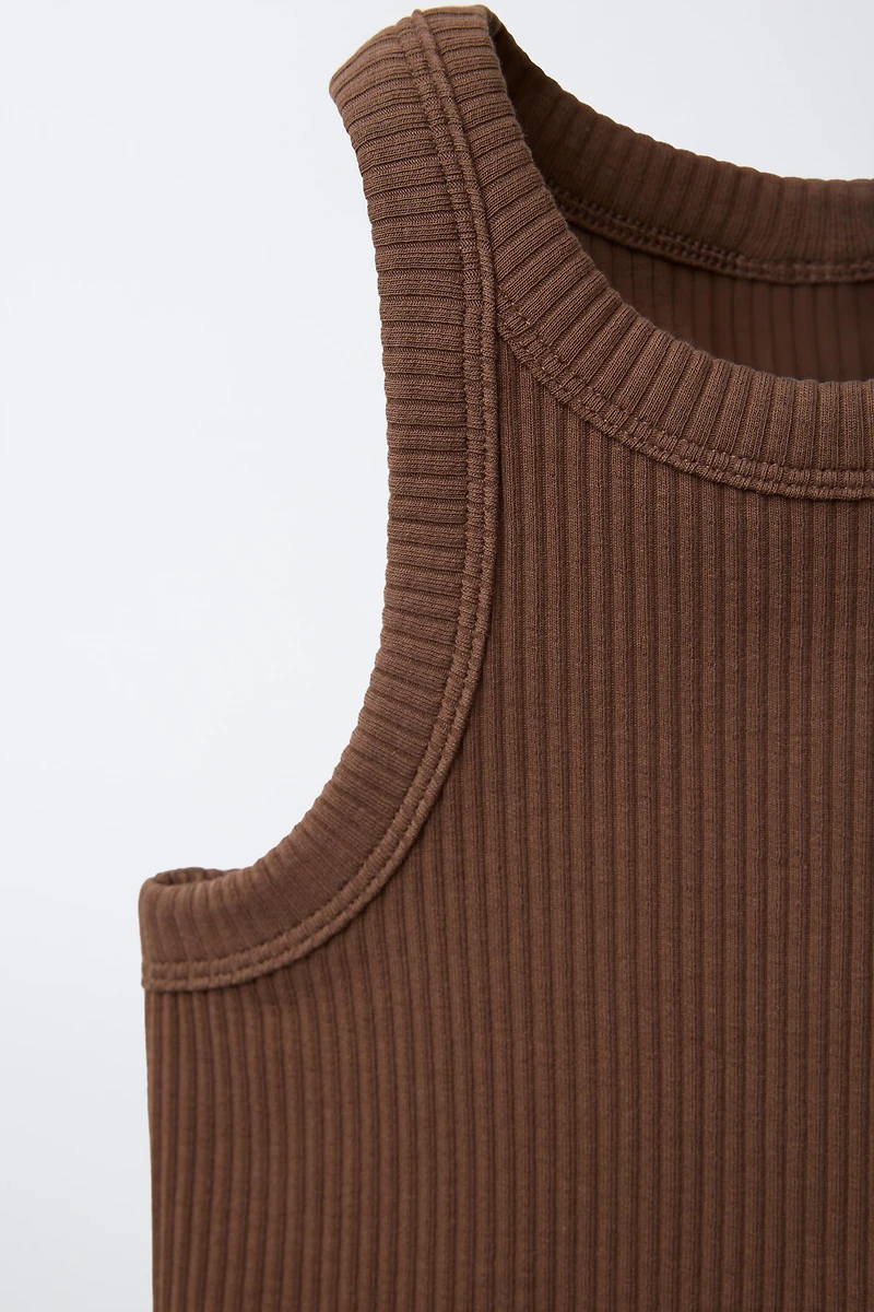 RIBBED SWIMMER T-SHIRT