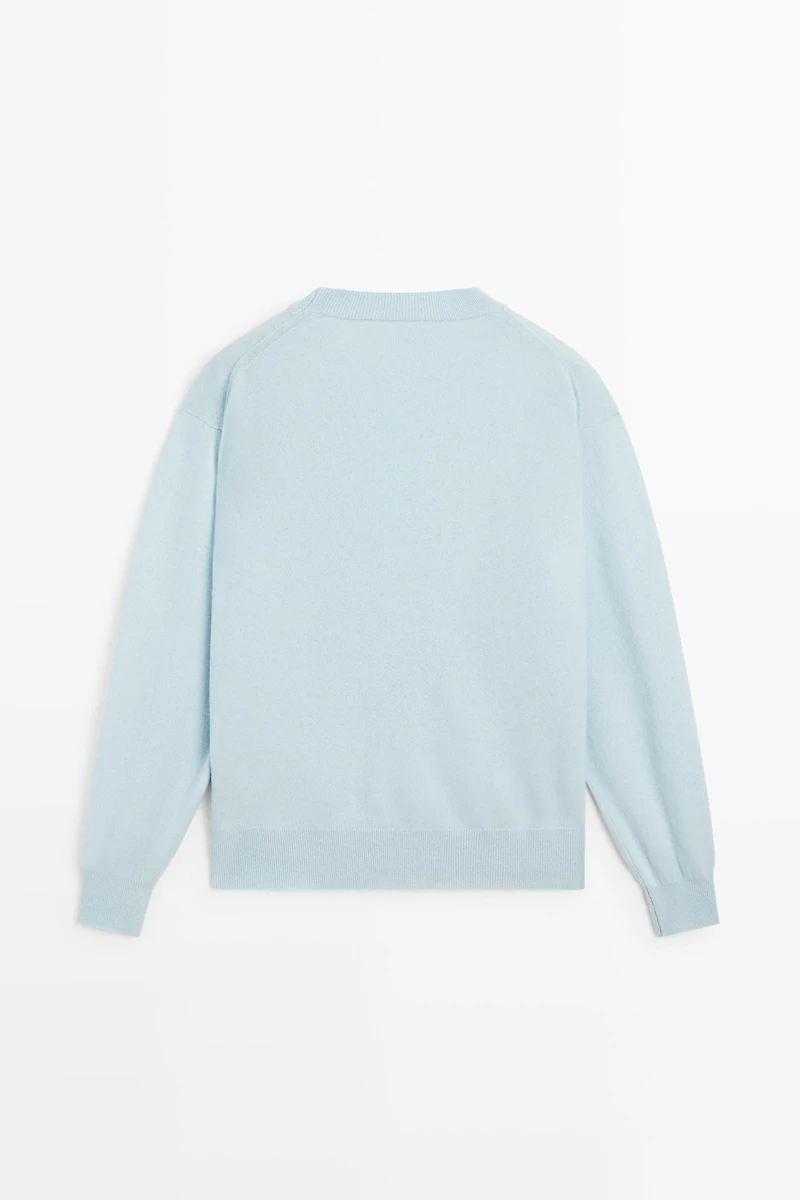 100% cashmere long sleeve sweater