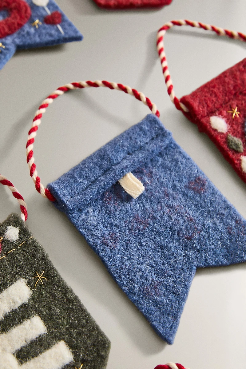 FLAG LETTER CHRISTMAS ORNAMENT (A-K)