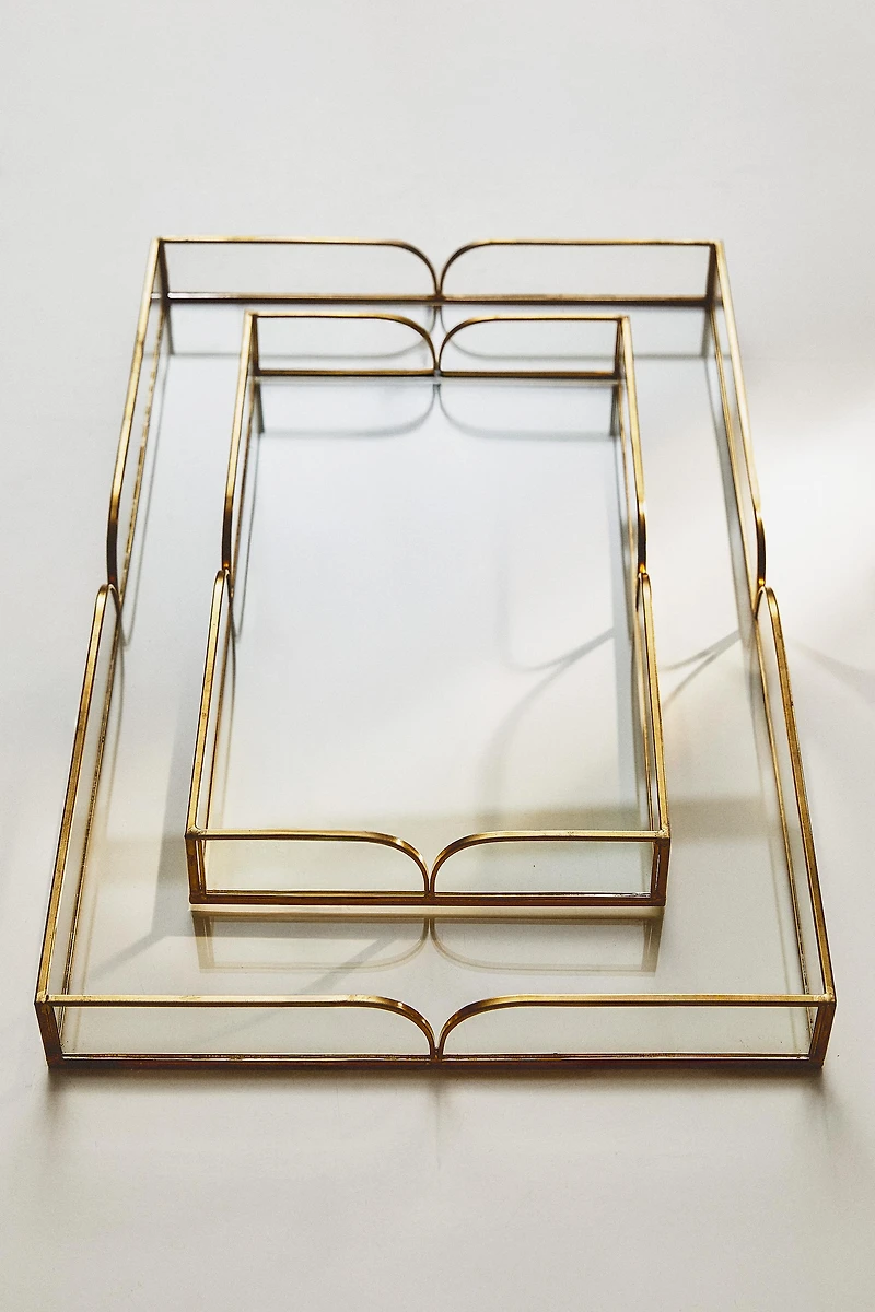 GLASS AND METAL TRAY