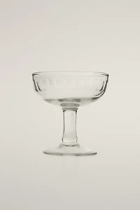 VERTICAL RAISED DESIGN GLASS