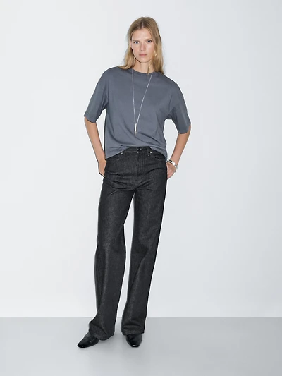 High-waist wide-leg jeans