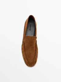 Mocassin souple en croûte de cuir