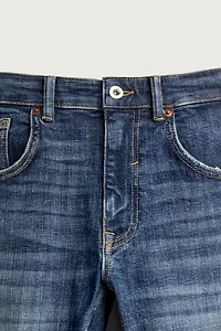 DISTRESSED SKINNY FIT JEANS