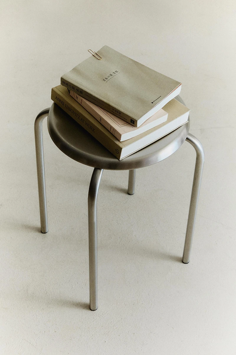 STAINLESS STEEL STOOL