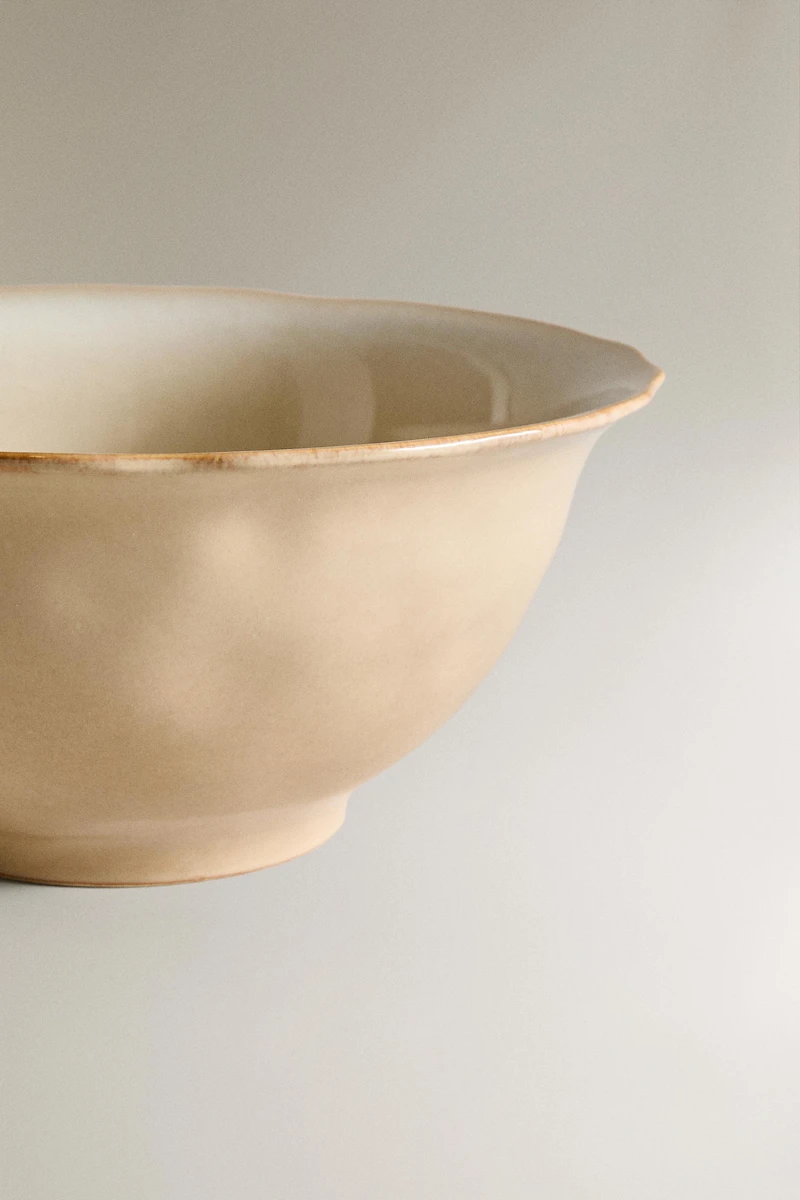 IRREGULAR EDGE STONEWARE SALAD BOWL