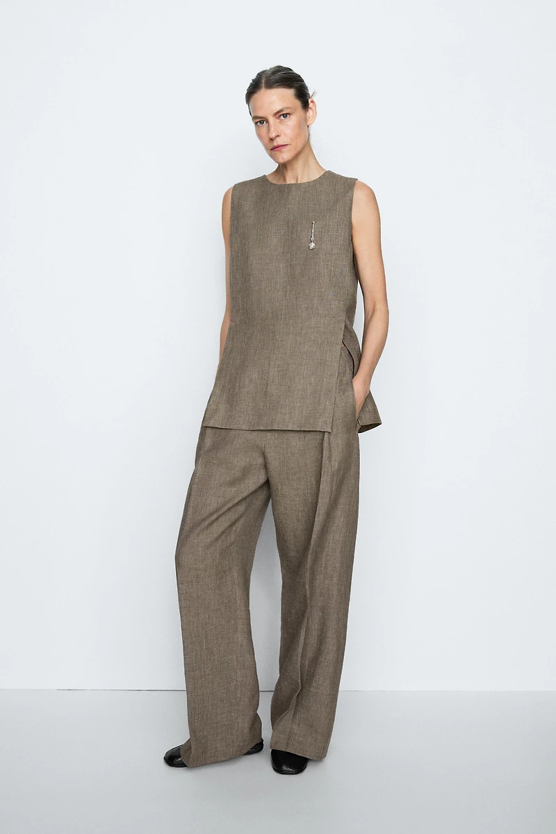 STUDIO textured top with cut-out details