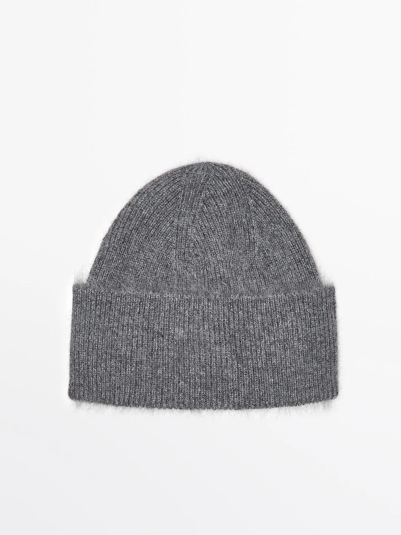 100% cashmere knit beanie
