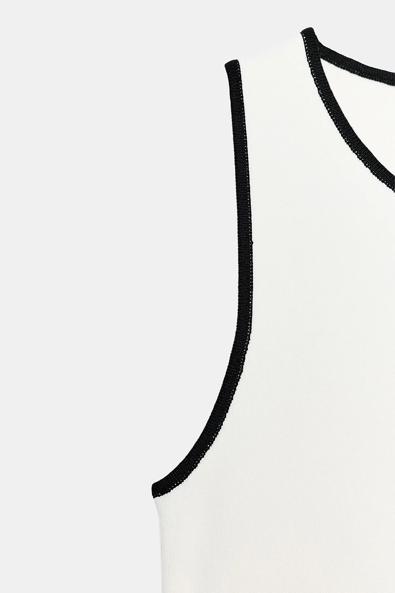CONTRAST TRIM KNIT CROP TOP