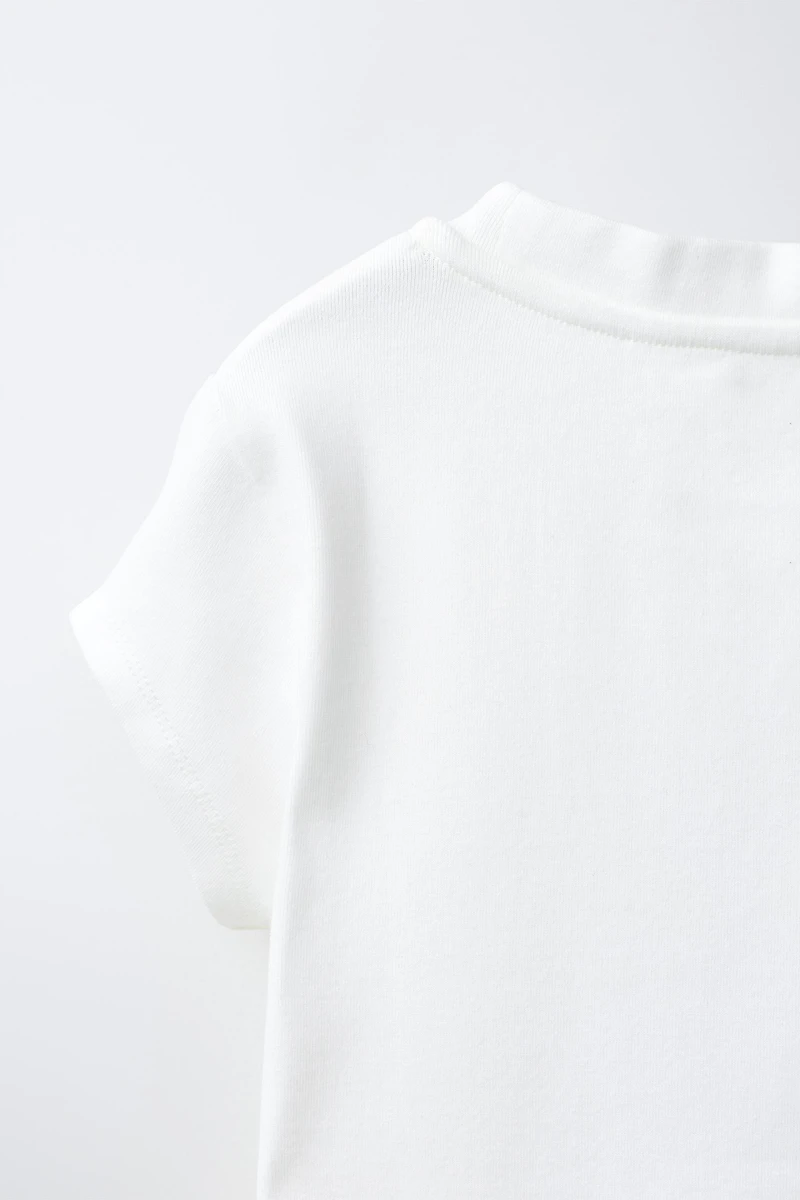 T-SHIRT À PIÈCE CAMOUFLAGE