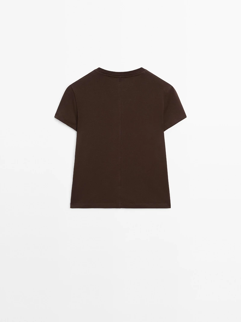 Heavy weight cotton T-shirt with seam detail