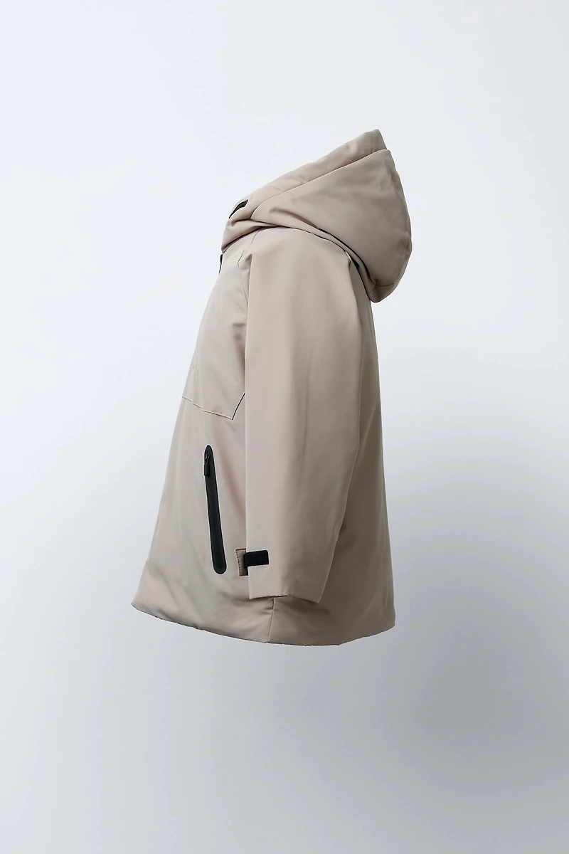 LIGHTWEIGHT WATER REPELLENT PARKA