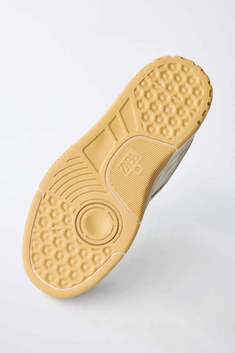 URBAN SNEAKERS