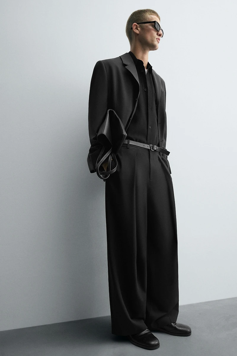 PLEATED WIDE FIT PANTS