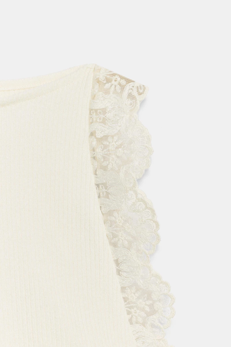 LACE RIBBED HALTER TOP