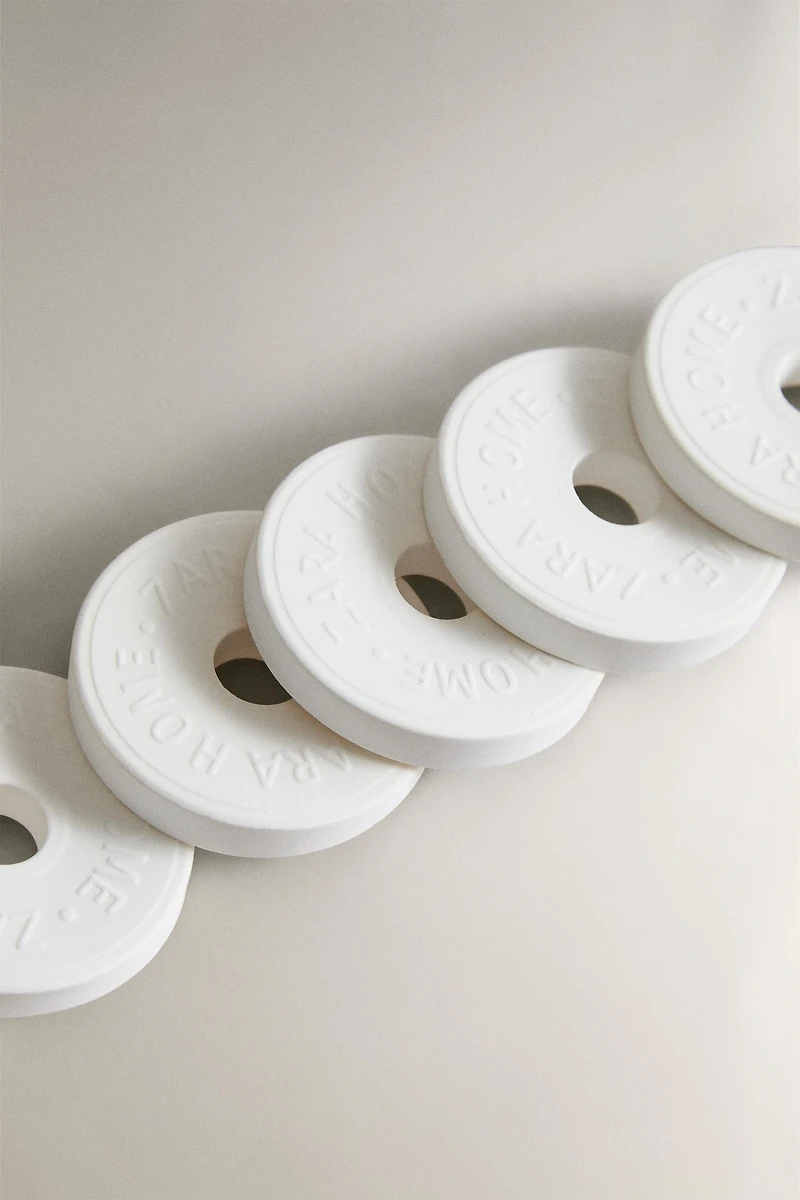 WHITE POWDERY SCENTED CERAMIC PACK (PACK OF 6)
