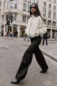 BLOUSON BOMBER STRUCTURÉ AVEC LISERÉS EN CONTRASTE