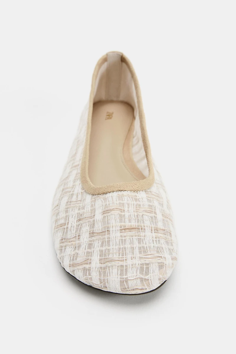 TEXTURED FABRIC BALLERINA FLATS