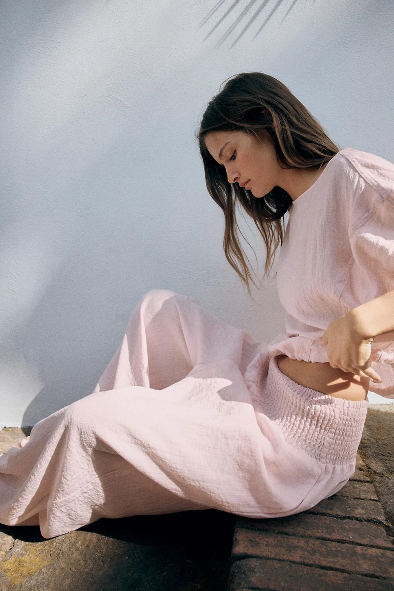 ELASTIC WAIST BAGGY PANTS