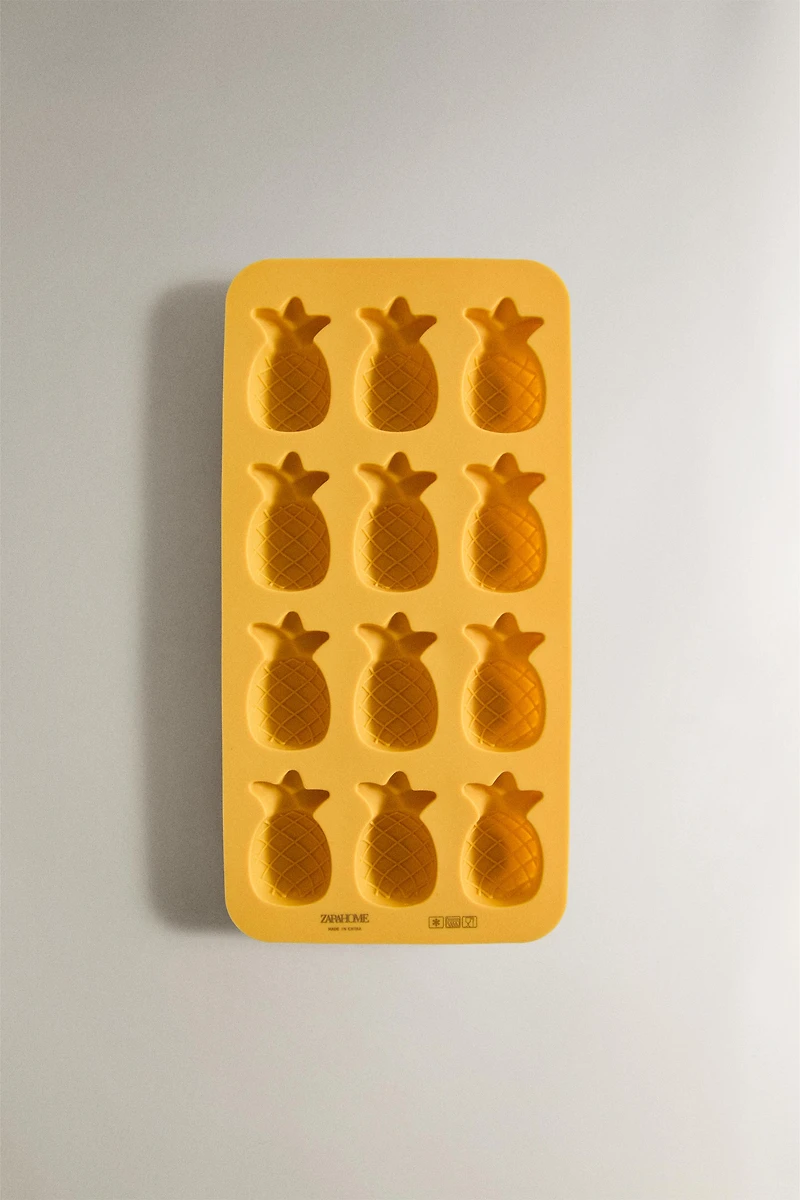 PINE CONE SILICONE ICE TRAY (12 CUBES)