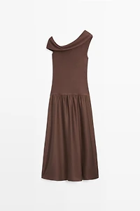 Robe midi asymétrique