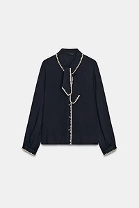 CONTRAST TOPSTITCHING TIE BLOUSE
