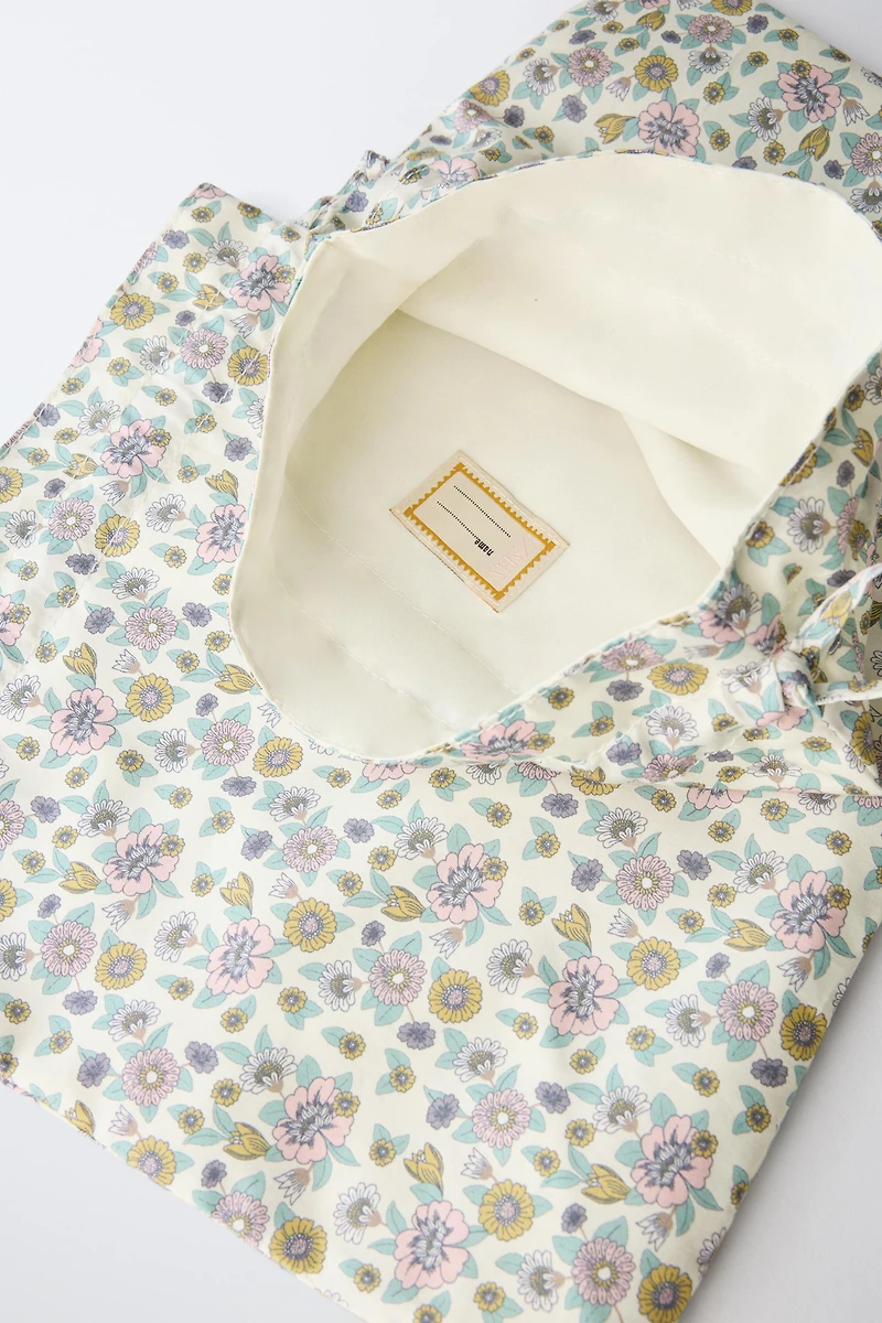 PACK OF FLORAL BAGS