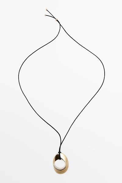 Twist hoop necklace