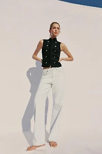 SLEEVELESS BUTTON SHIRT