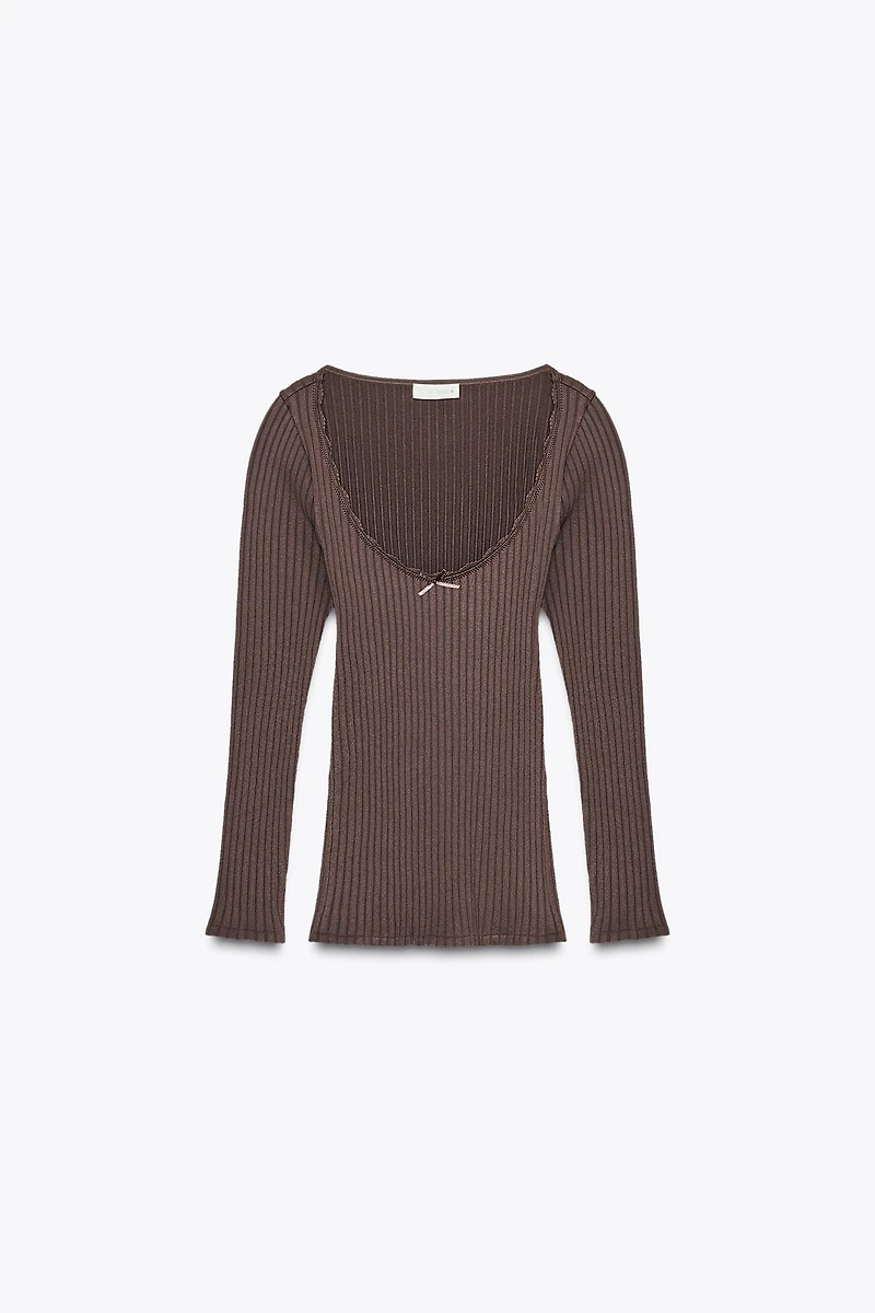 TOP SANS COUTURE CÔTELÉ AVEC NŒUD