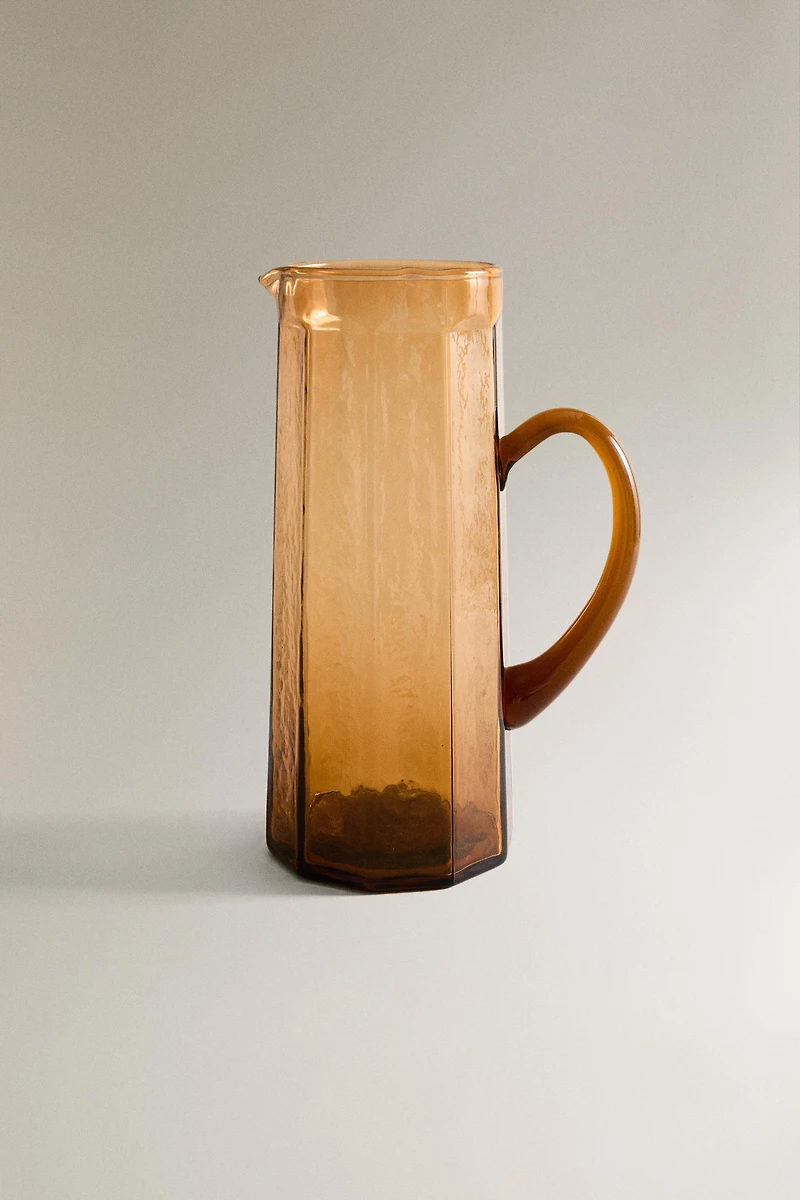HAMMERED GLASS PITCHER