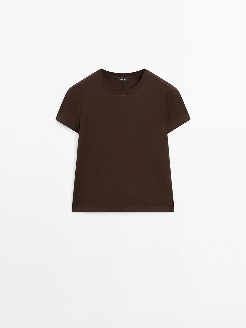 Heavy weight cotton T-shirt with seam detail