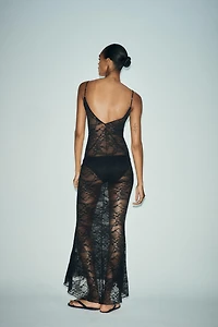 LONG LACE DRESS