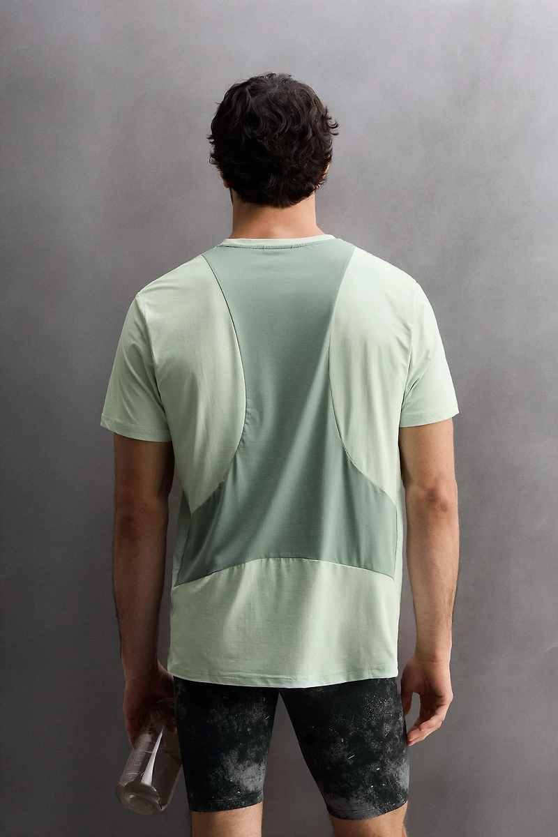 T-SHIRT TECHNIQUE COLOR BLOCK