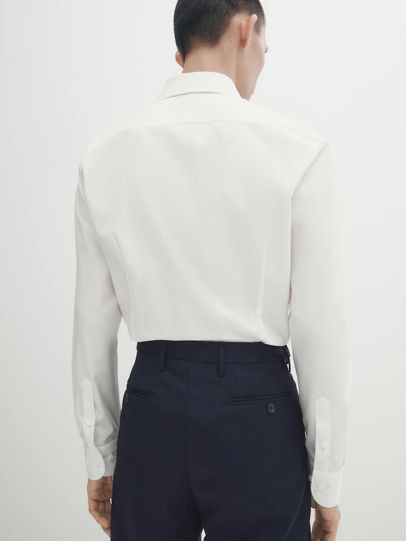 Slim fit easy iron poplin shirt