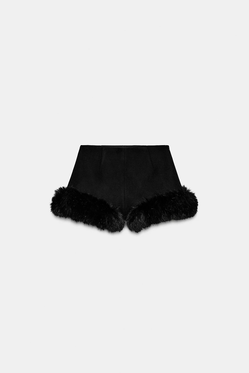 WOOL BLEND SHORTS WITH FAUX FUR EFFECT