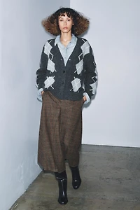 100% WOOL DIAMOND JACKET