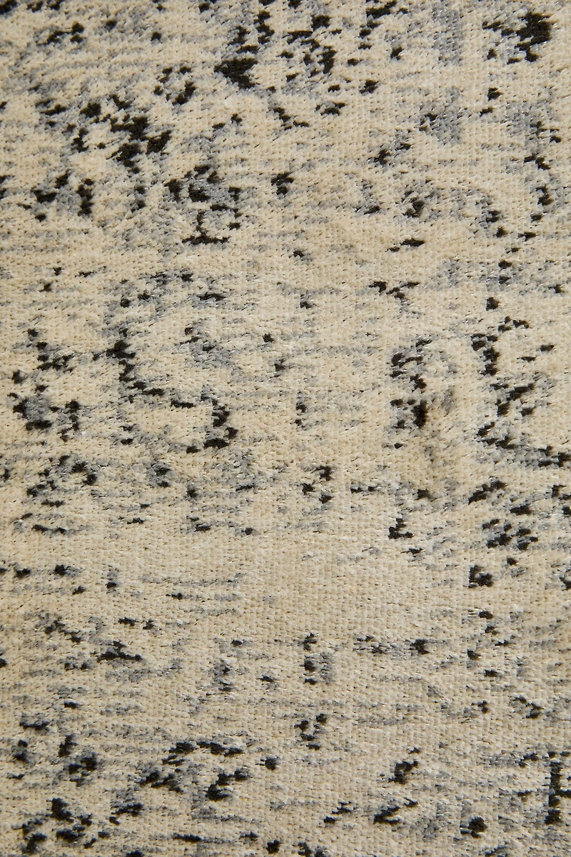 VINTAGE EFFECT AREA RUG