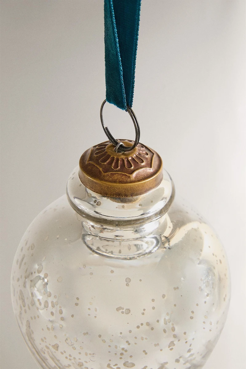 FLORAL DROP CHRISTMAS TREE ORNAMENT